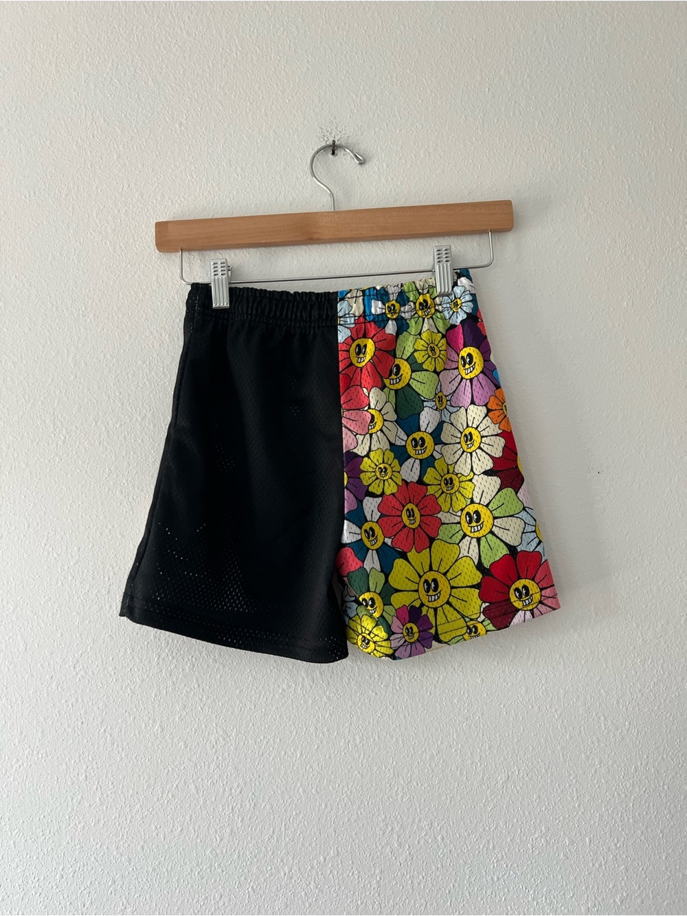 BKTSQD | Daisy Two Tone Basketball Shorts | YL - Picture 2 of 3